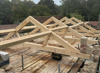 Oak Trusses